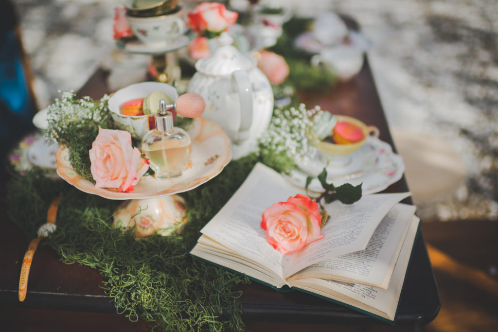 Mad Hatter Tea Party: An Alice in Wonderland Themed Birthday. -  DomestikatedLife