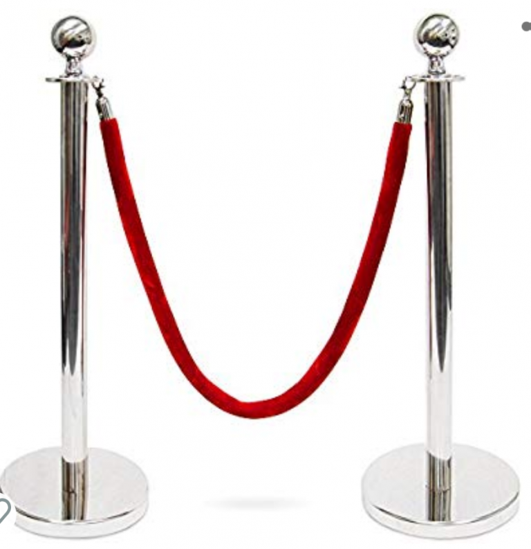 silver stanchions w/velvet ropes Eventlyst