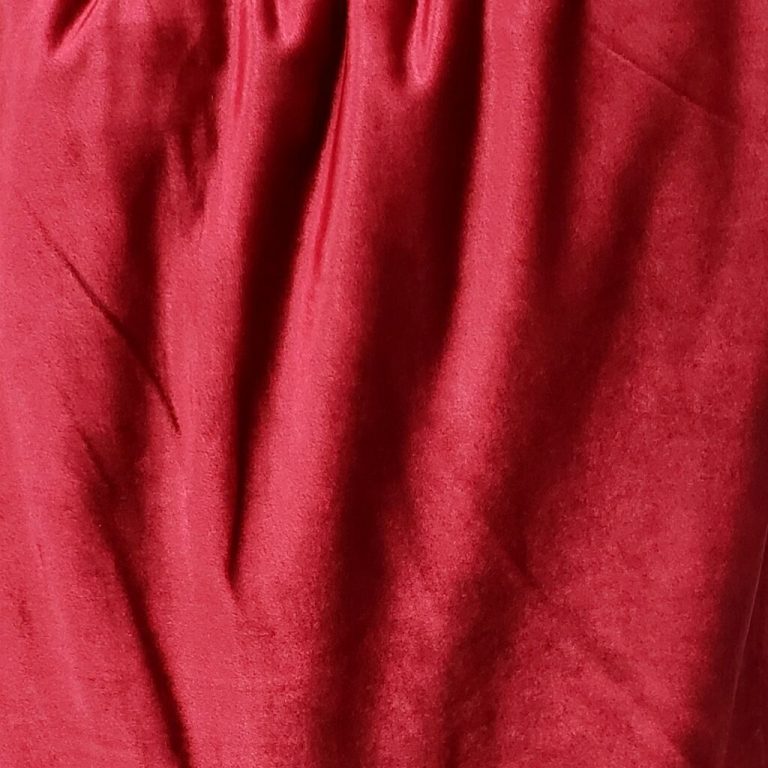 DEEP RED SOFT VELVET OVERLAY 96X96 - Eventlyst