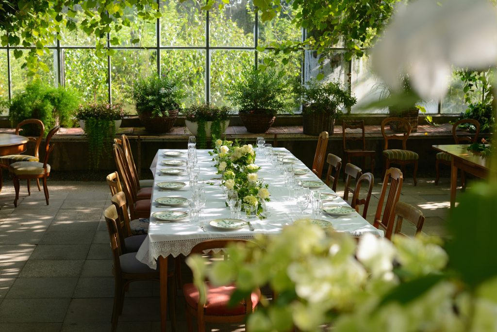 Tablecloth Rental